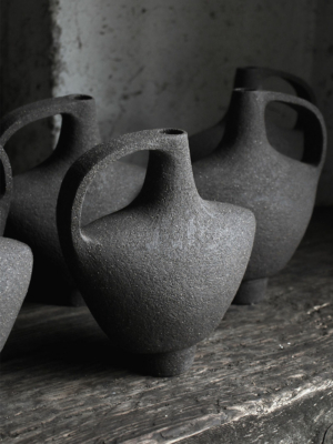 stephaniepetit-ceramics-vase-oiseau-anse-noir-1