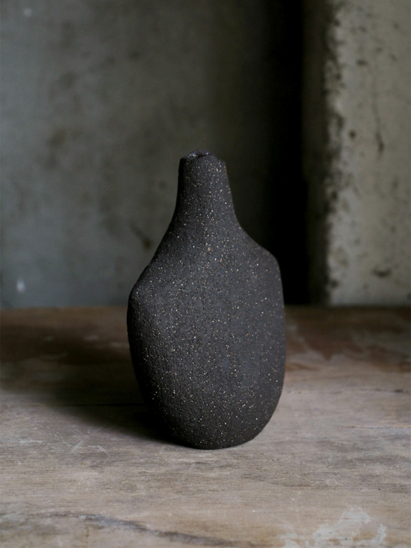stephanie-petit-collection-oiseau-vase-noir-3
